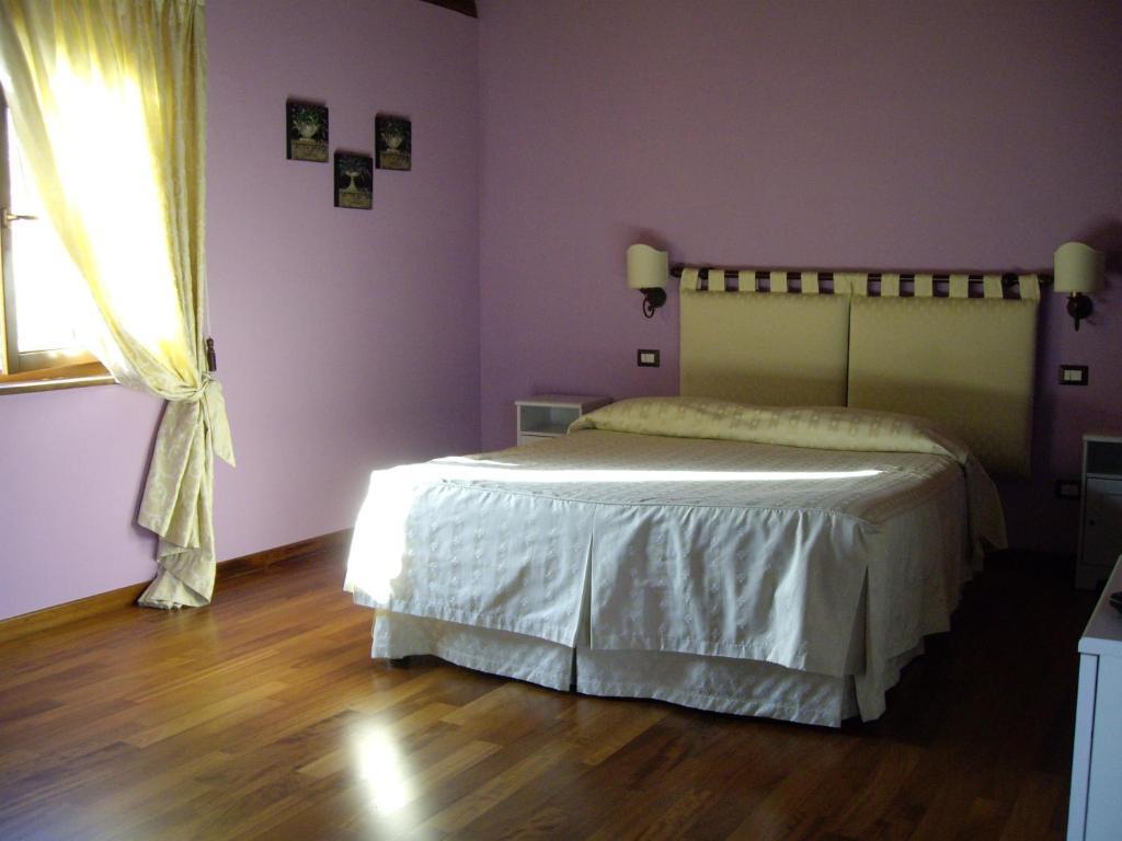 Agriturismo Il Borgo Degli Ulivi Roseto Degli Abruzzi Zimmer foto